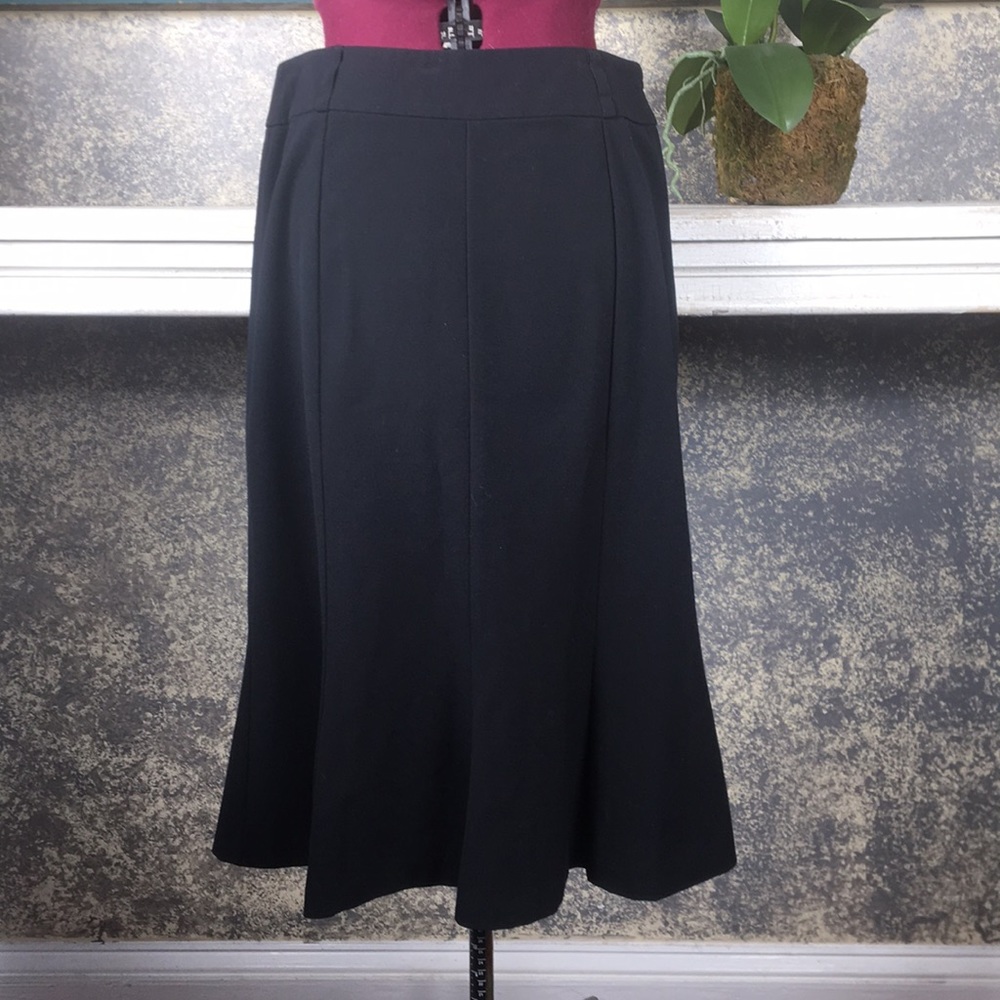 EUC Allison Taylor black skirt
